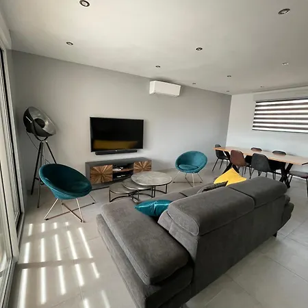 Vakantiehuis Maison Neuve Vecchio *