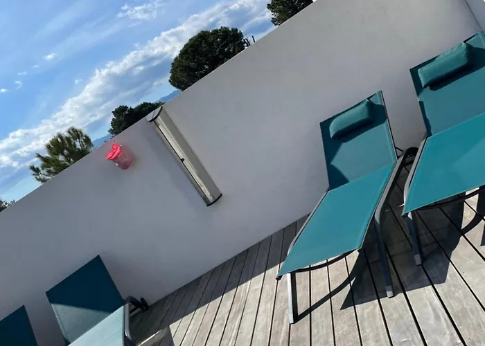 Maison Neuve Vecchio بورتو فيكشْيو